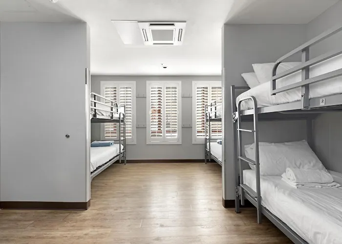 HI Los Angeles - Santa Monica Hostel